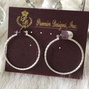 Premier Designs Hoop earrings
